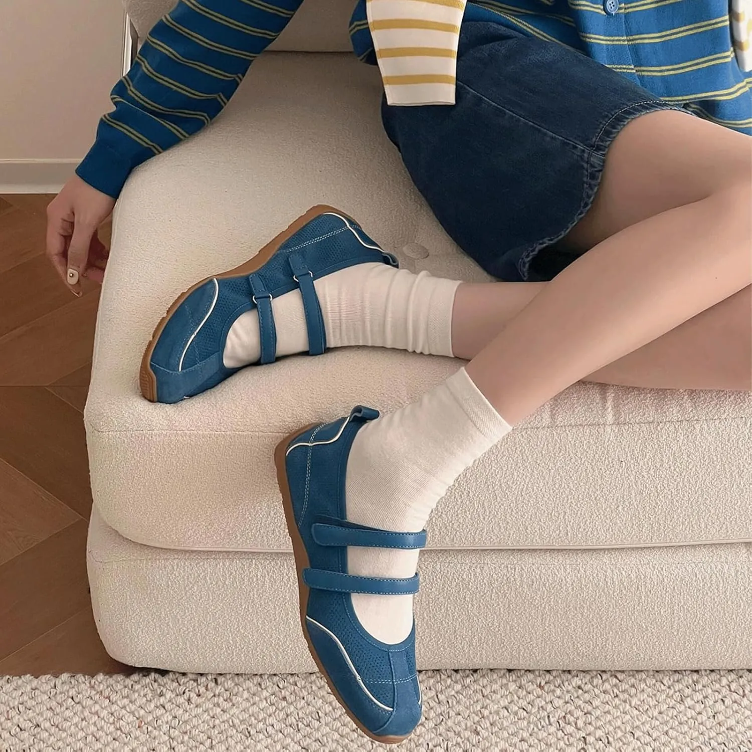 Ballet Sneakers for Woman Leather Retro Wide Toe Hook and Loop Mary Janes Ballerina Flats with Contrasting Stitching Trendy Fancy Casual Ballet Shoes 2025 Spring Summer Sporty Walking Footwear