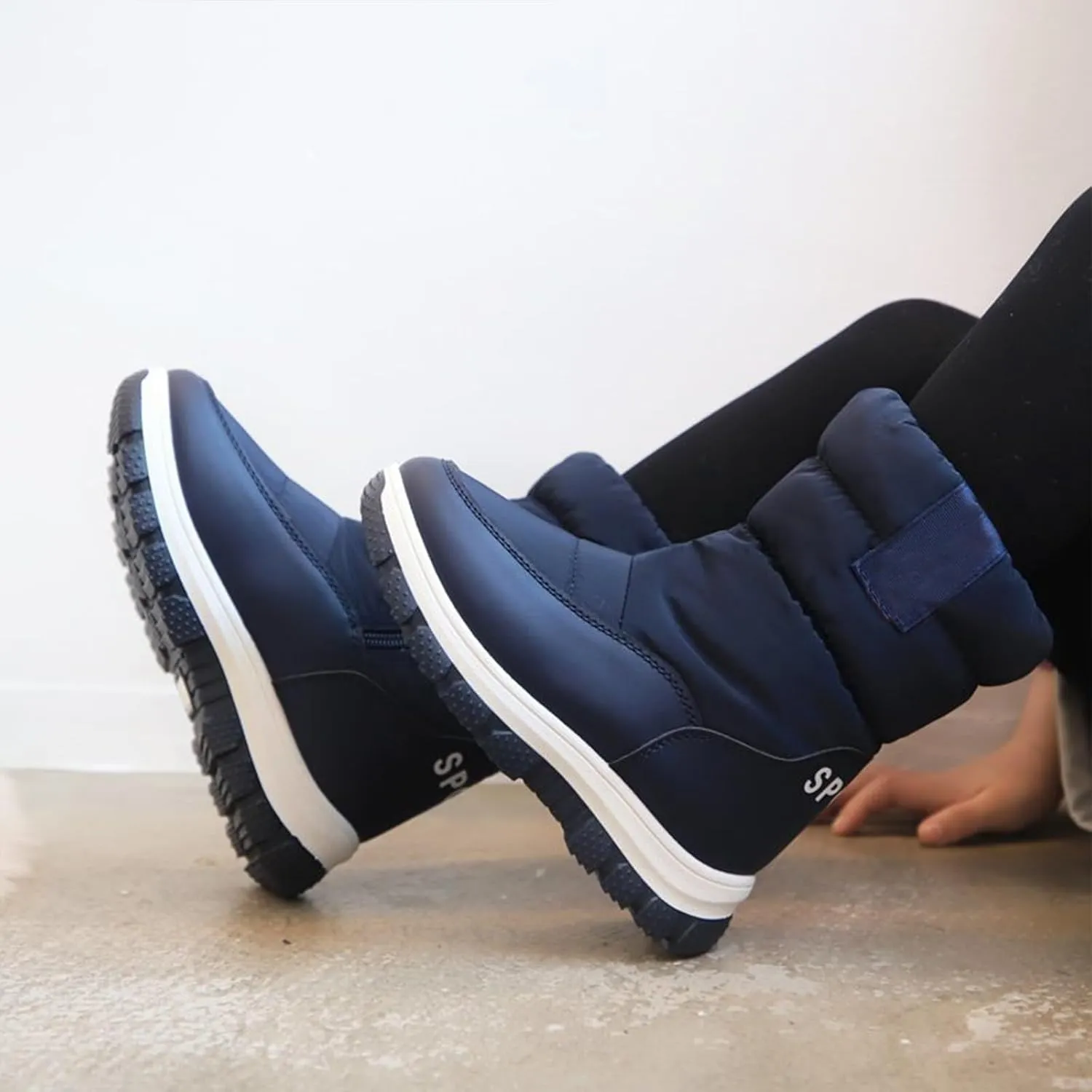 Big Kids Thick Snow Boots Boys Girls Kids Childrens Outdoor Ski Fashion Shoes Winter Warm Light Non Slip Flat Booties