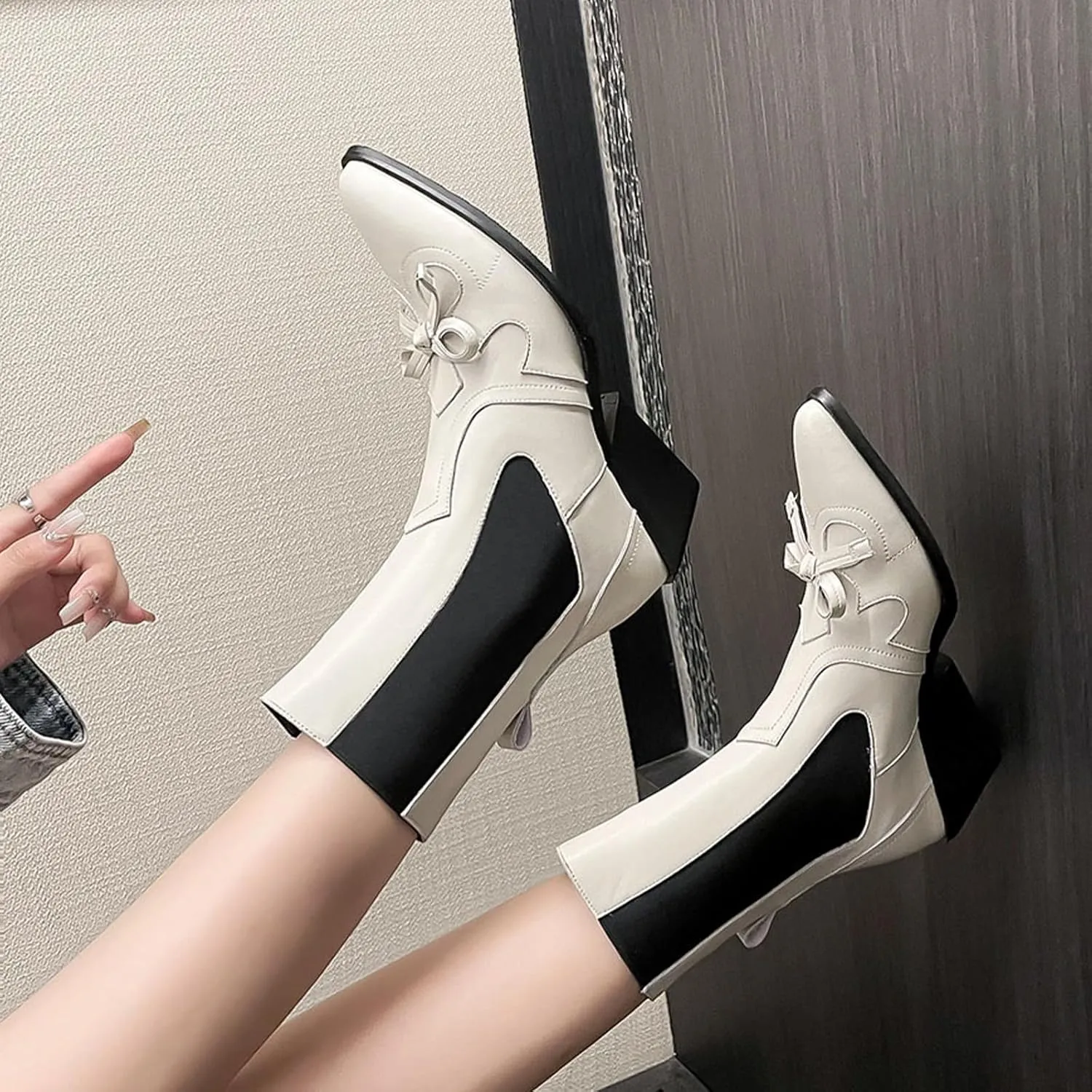Cowhide Short Boots,Pointed Thick Heel Boots,Sweet Bow Decoration,Pigskin Lining,Sheepskin Insole,Comfortable Women's Boots