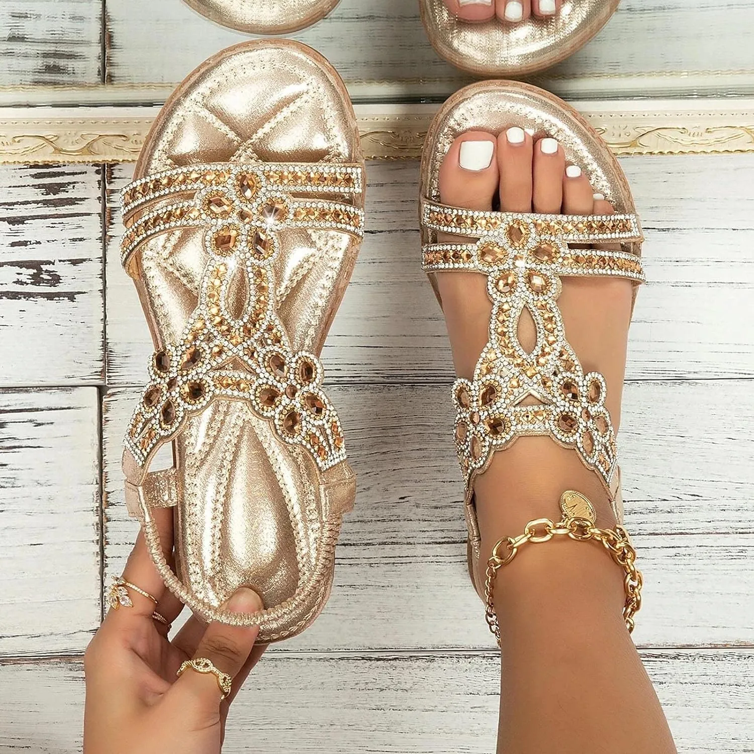 Flat Sandals for Women Bohemian Rhinestone Sandals Summer Beach Sandal Elastic Strap Flip Flops Bohemian Thong Sandal