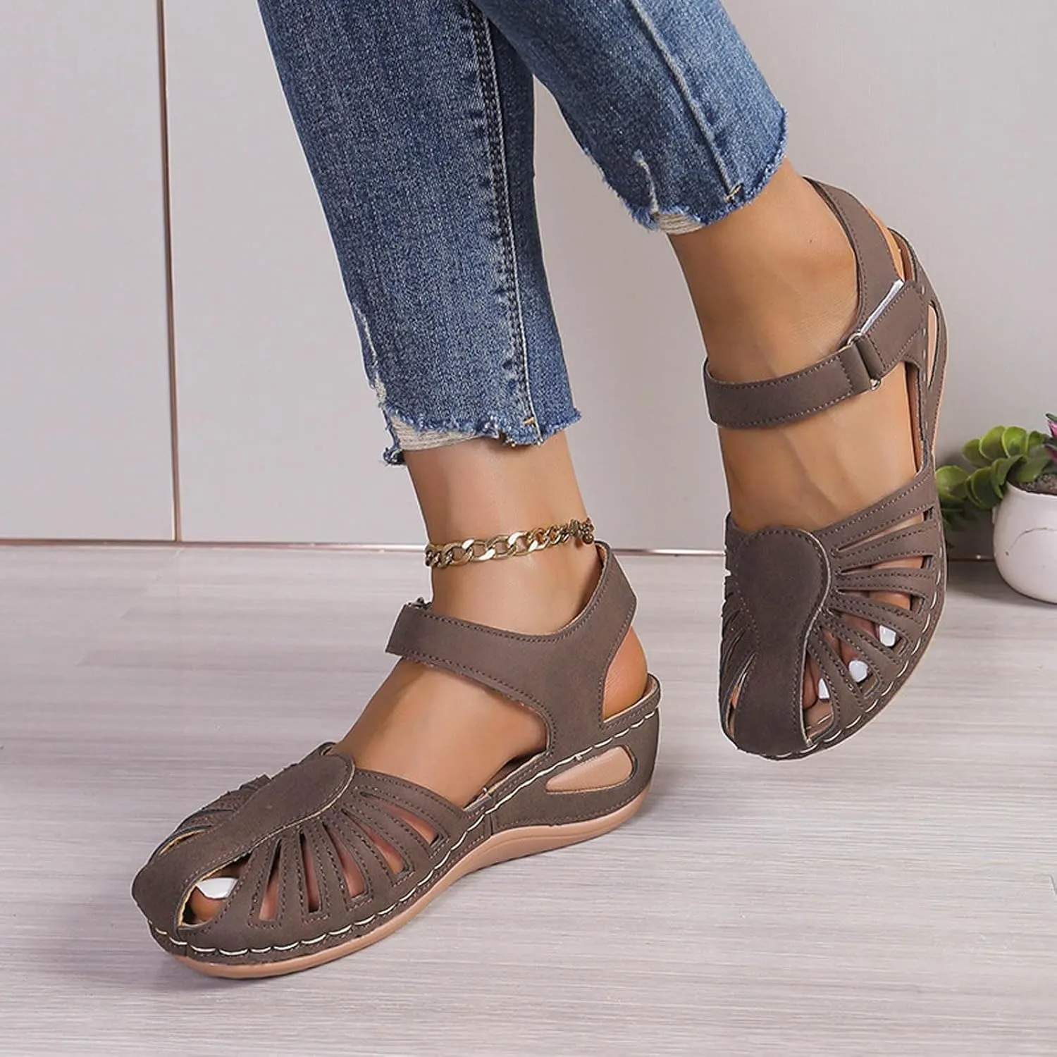 Generic Women's Closed Toe Sandals, Comfortable Orthopedic Arch Support Ankle Strap Dressy Summer Platform Wedge Shoes Walking Casual Orthotic Sandals in Brown