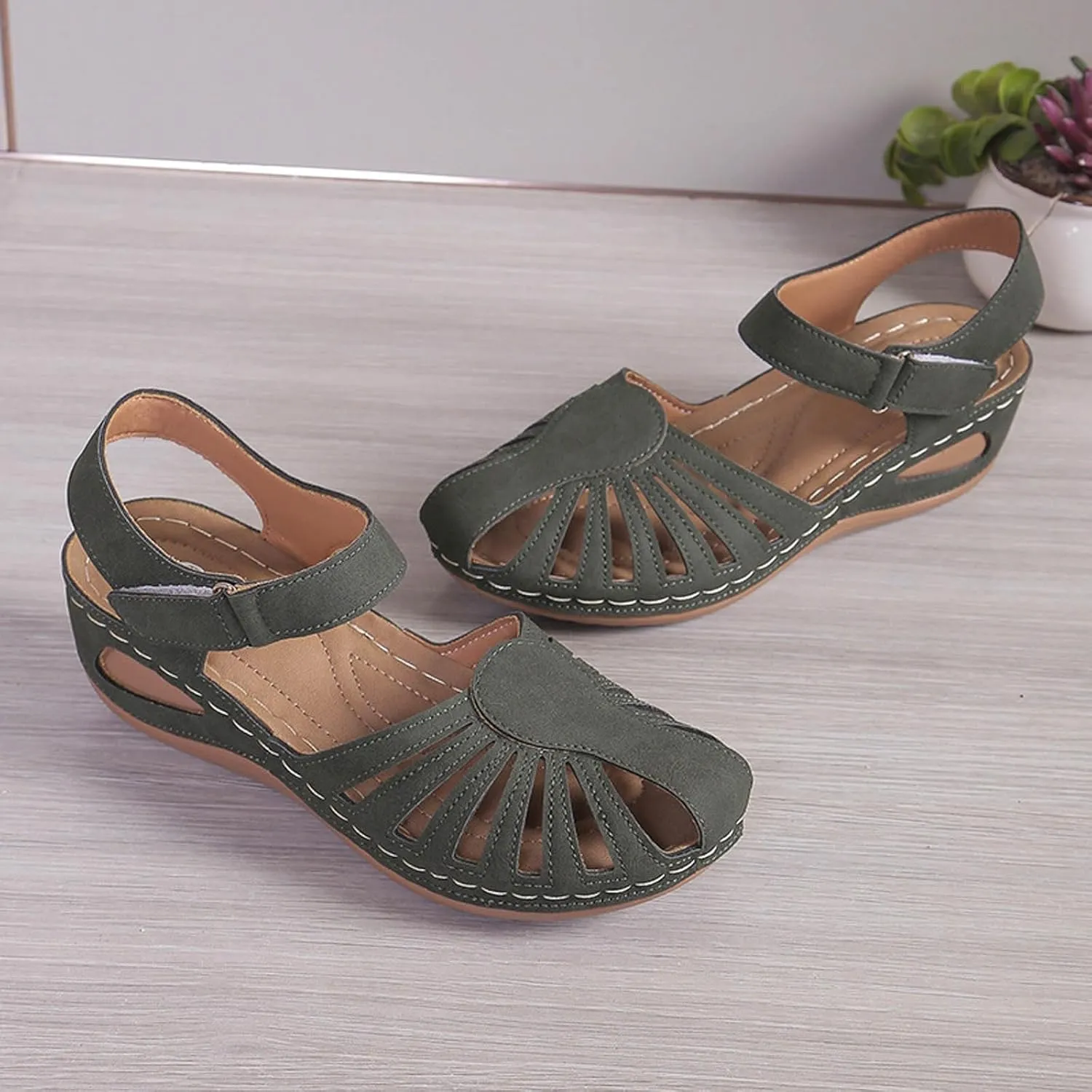Generic Women's Closed Toe Sandals, Comfortable Orthopedic Arch Support Ankle Strap Dressy Summer Platform Wedge Shoes Walking Casual Orthotic Sandals in Brown