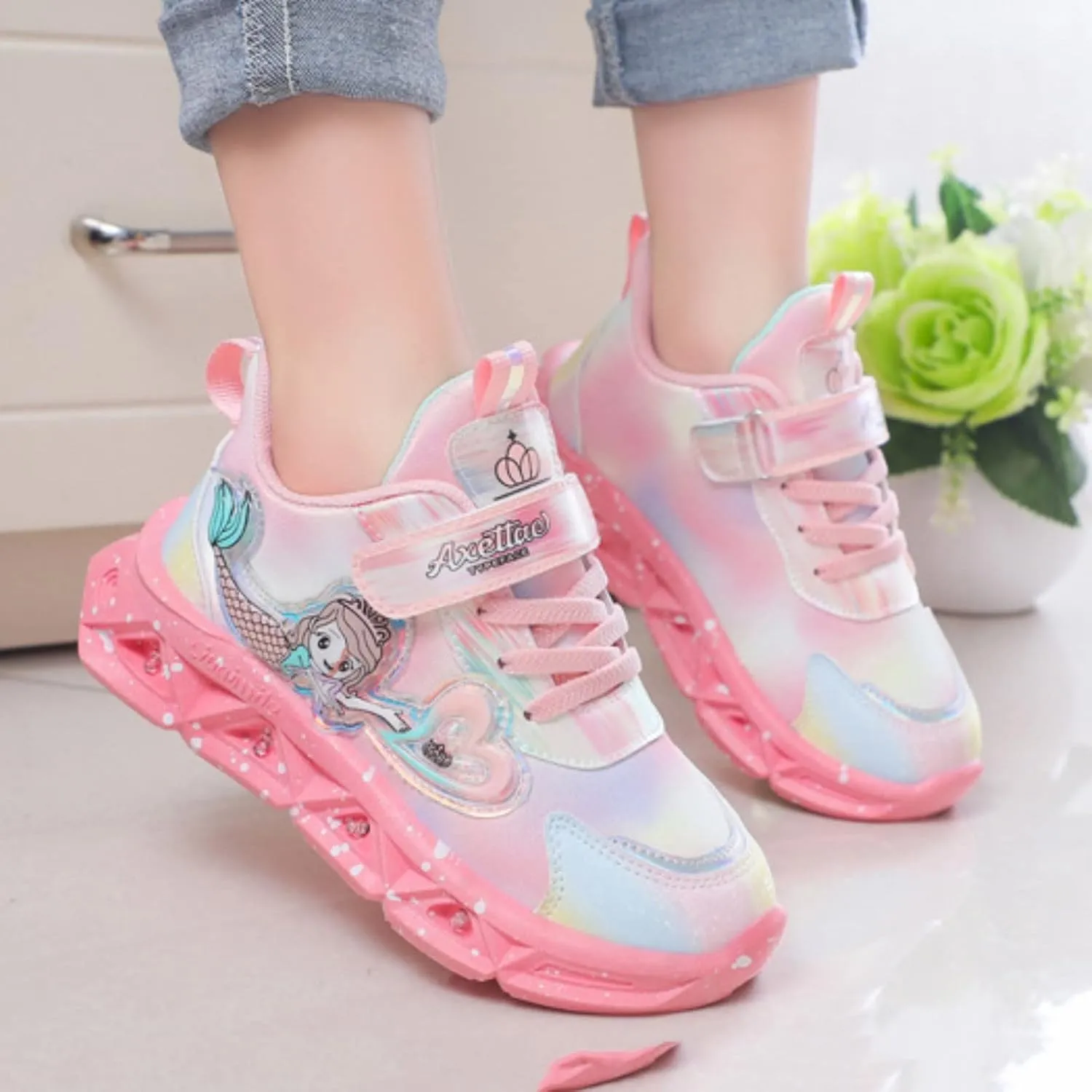 Girls’ Princess Shoes Slip On Light-Up Sneakers Mermai𝐝 Shoes Breathable Mesh Sneakers Lightweight Running Shoes