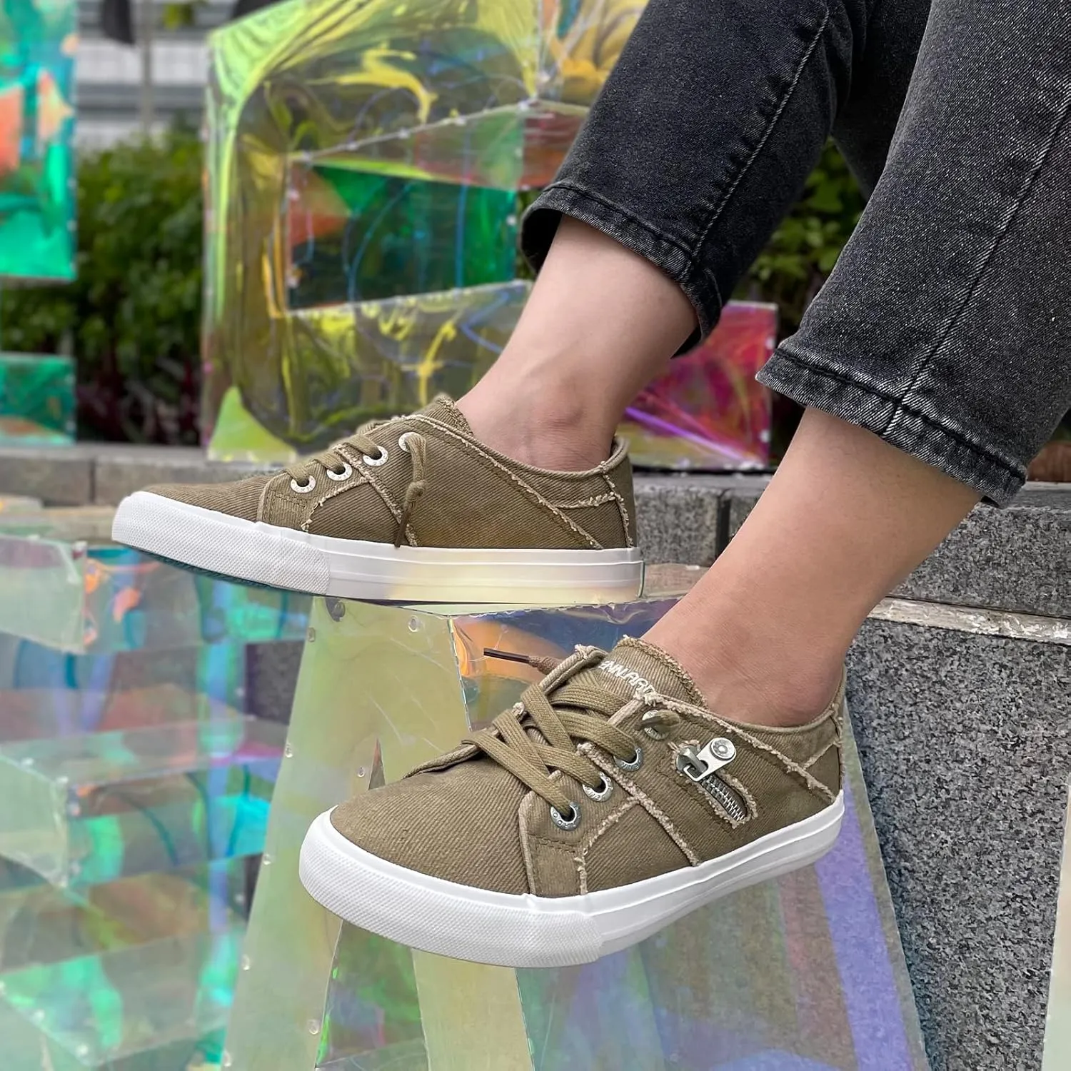 JENN ARDOR Women's Fashion Slip on Sneakers Tennis Shoes Non Slip Casual Canvas Shoes for Women Comfortable Walking Shoes Low Top Sneakers Flats with Zipper