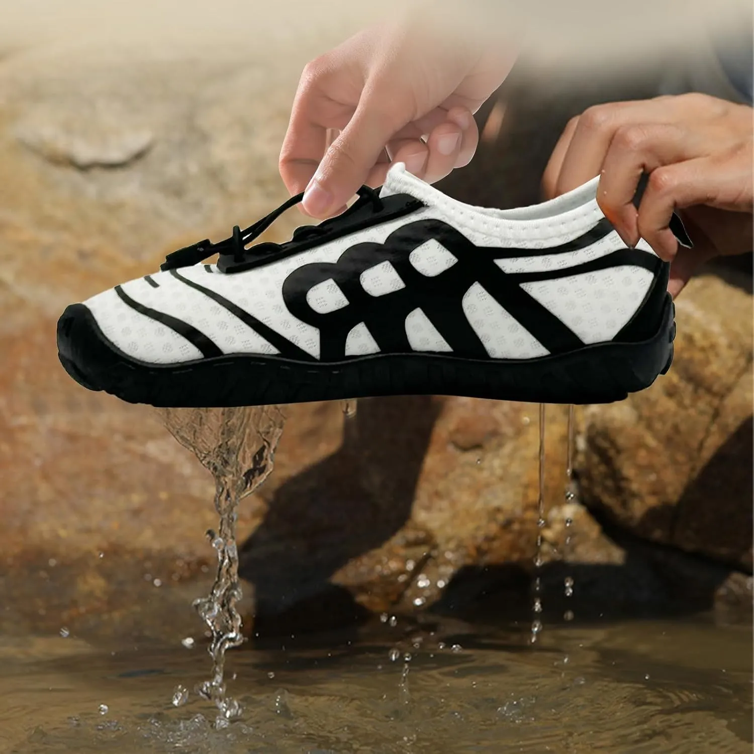 Kids Water Shoes Boys Girls Quick Dry Wide Barefoot Aqua Sneakers Breathable Beach Swim Shoes for Hiking Diving Boating Outdoor Water Sports