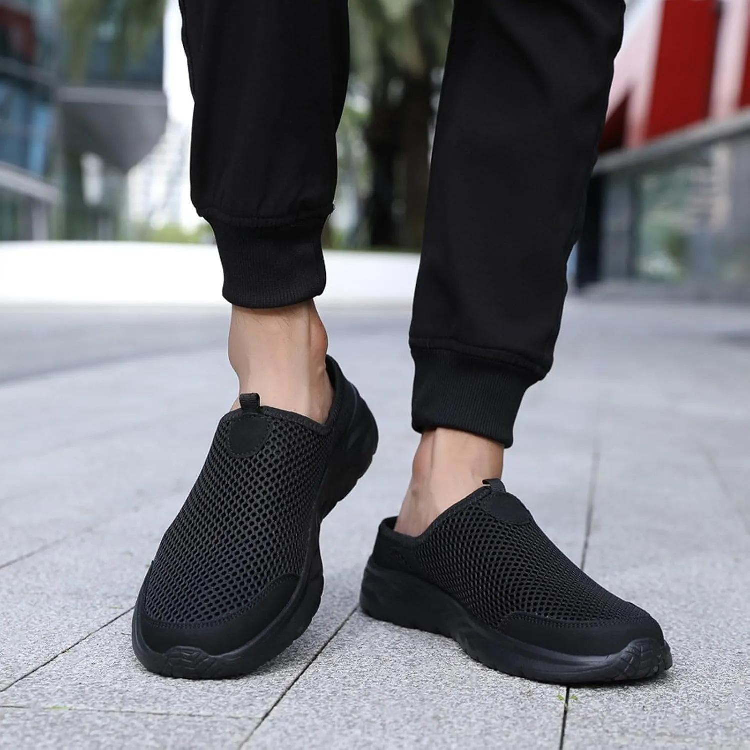 Men Sports Flat Bottom Shoes Lightweight Fly Woven Mesh Breathable Slip On Fashion Sneaker for Spring and Summer