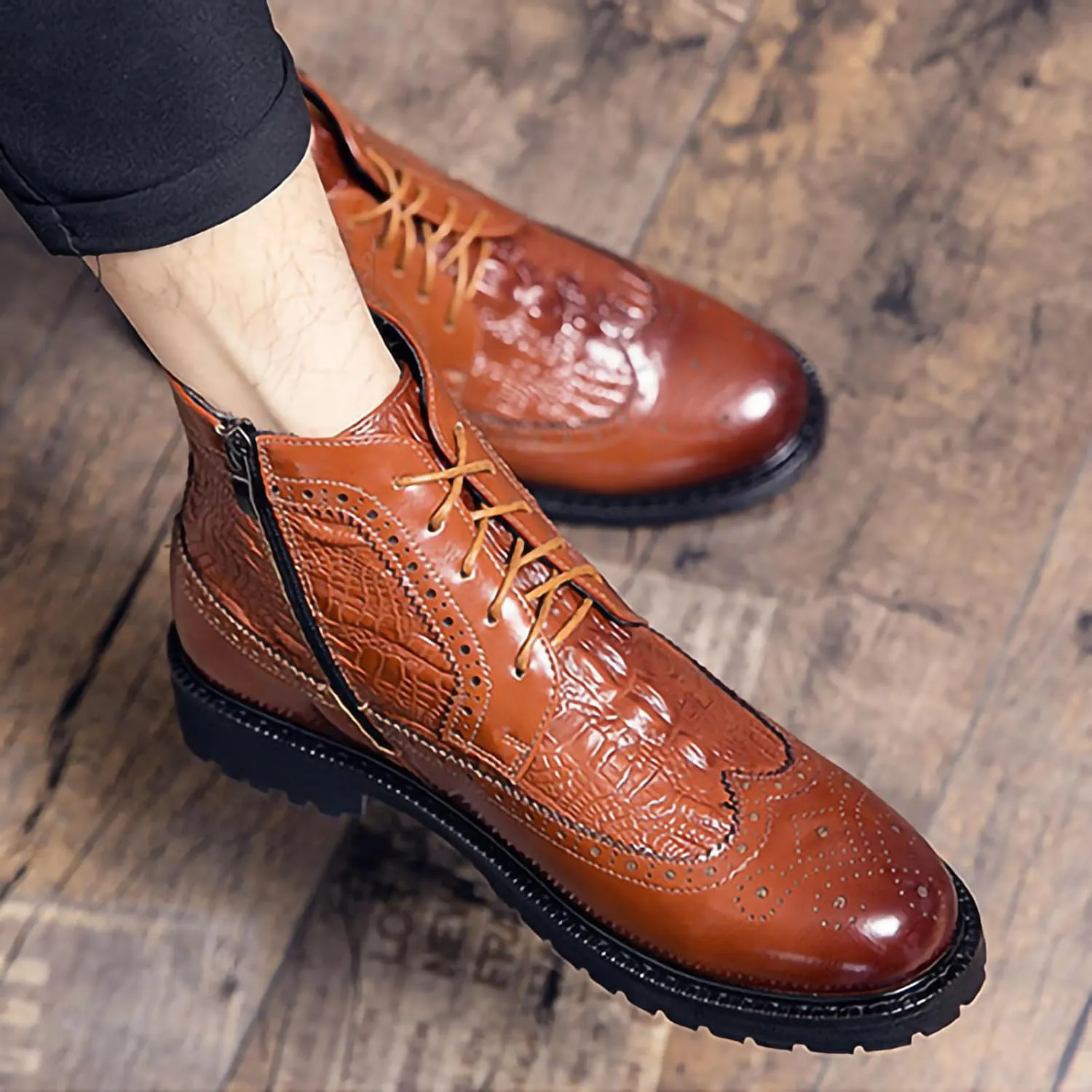 Men's Chukka Boots Side Zipper Brogue Wingtip Retro Dress Boots for Men Stylish Casual PU Leather Boot with Crocodile Pattern