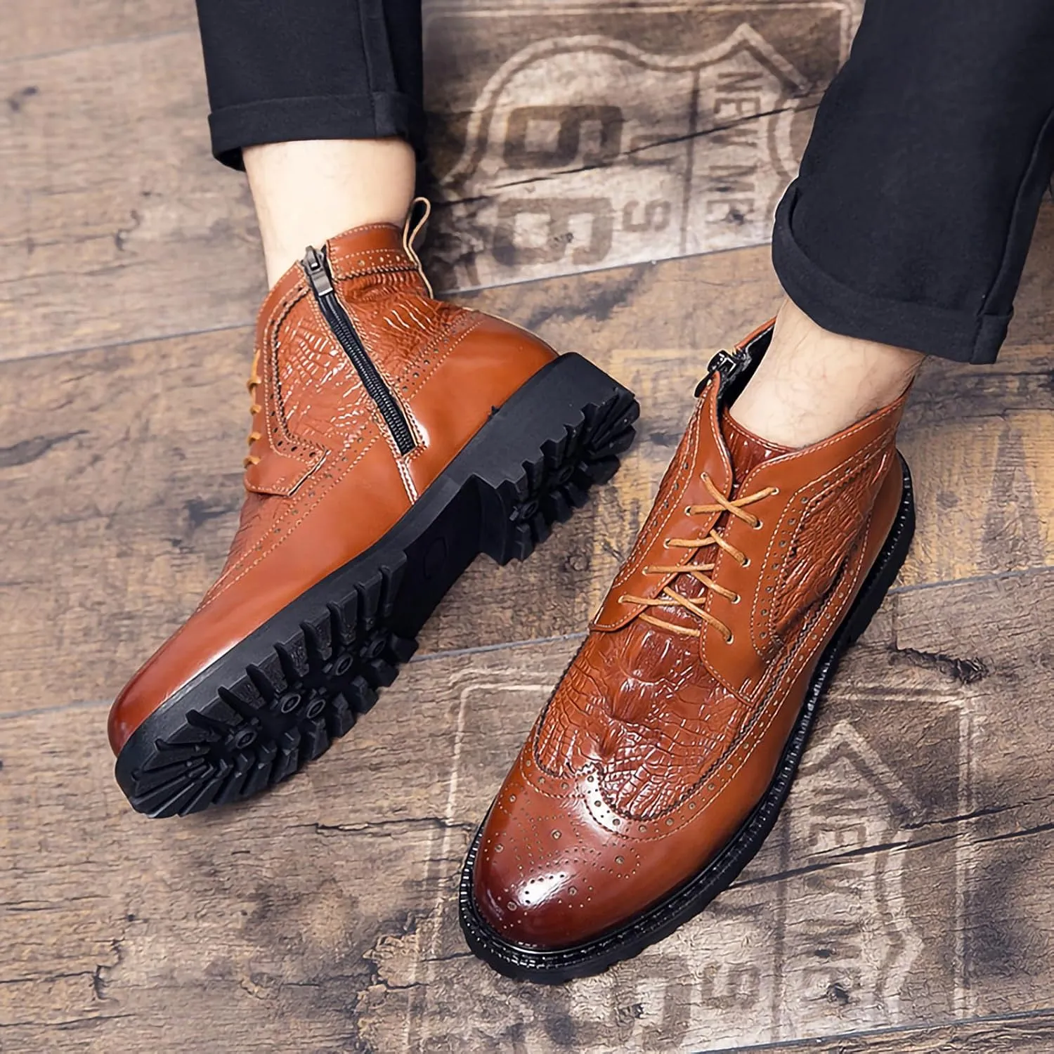Men's Chukka Boots Side Zipper Brogue Wingtip Retro Dress Boots for Men Stylish Casual PU Leather Boot with Crocodile Pattern