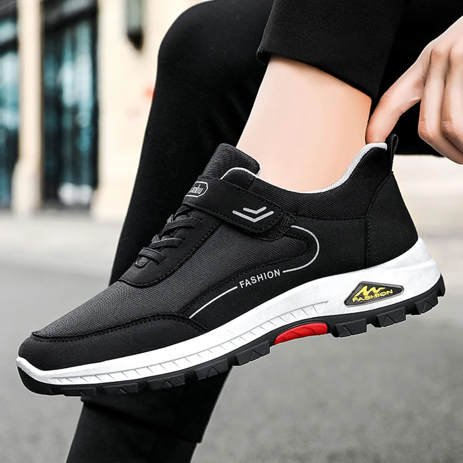 Men’s Everyday Sneakers Fashion Spring and Summer Men Sports Shoes Soft Sole Non Slip Solid Color Lace Up Minimalist