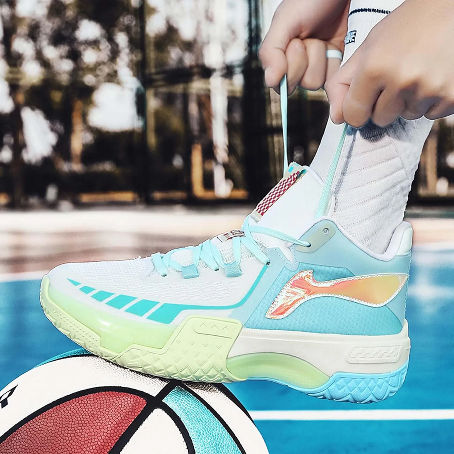 Men's Fluorescent Basketball Shoes Teenage Arch Support Fashion Sneakers Women's Anti-Slip Lightweight Sports High Top Basketball Running Fitness Tennis Athletic Shoes