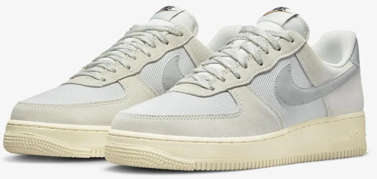 Nike Men's Modern