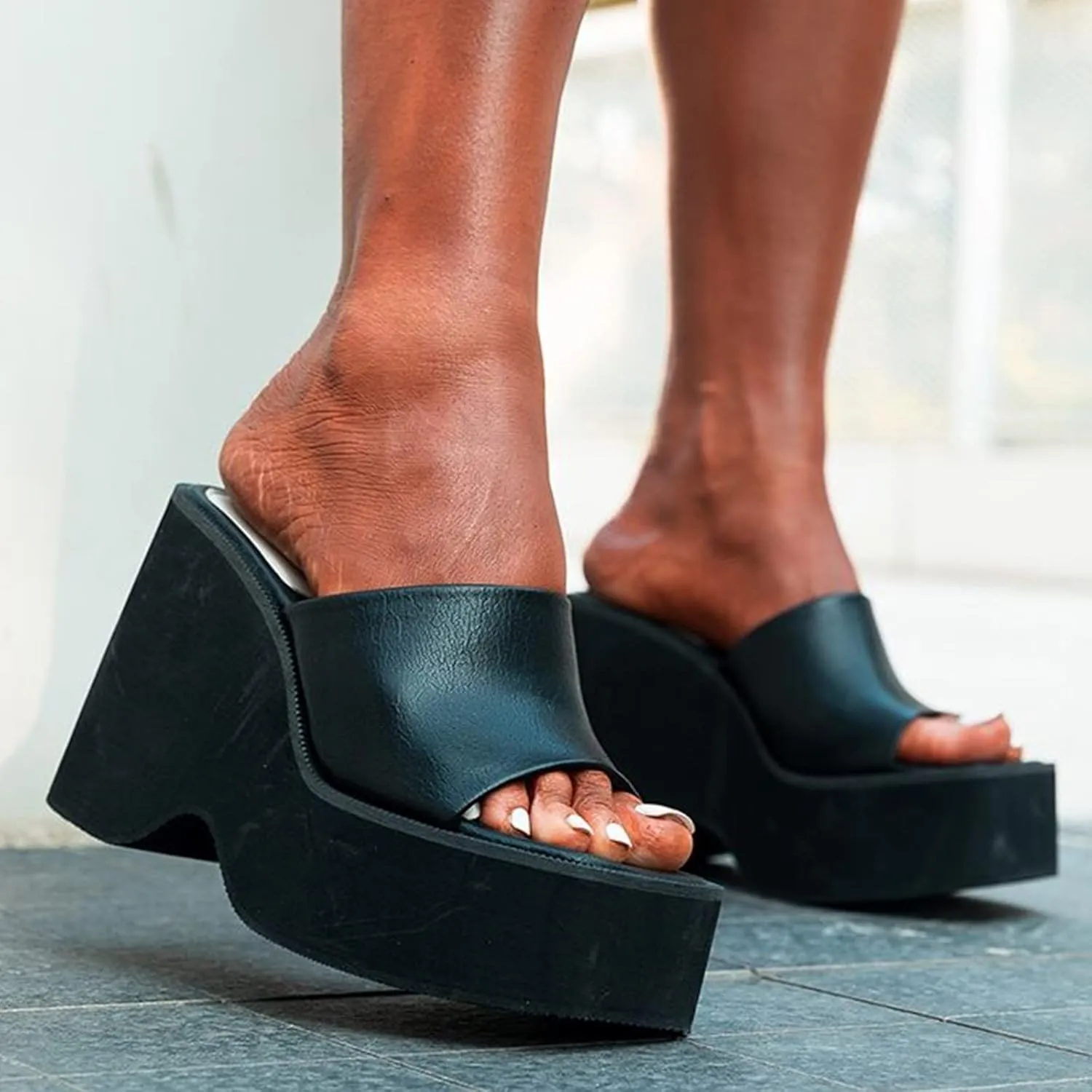 Platform Heels for Women White Block Heels Sandals Open Toe Slip on Shoes Summer Vacation Sandals Casual Slippers