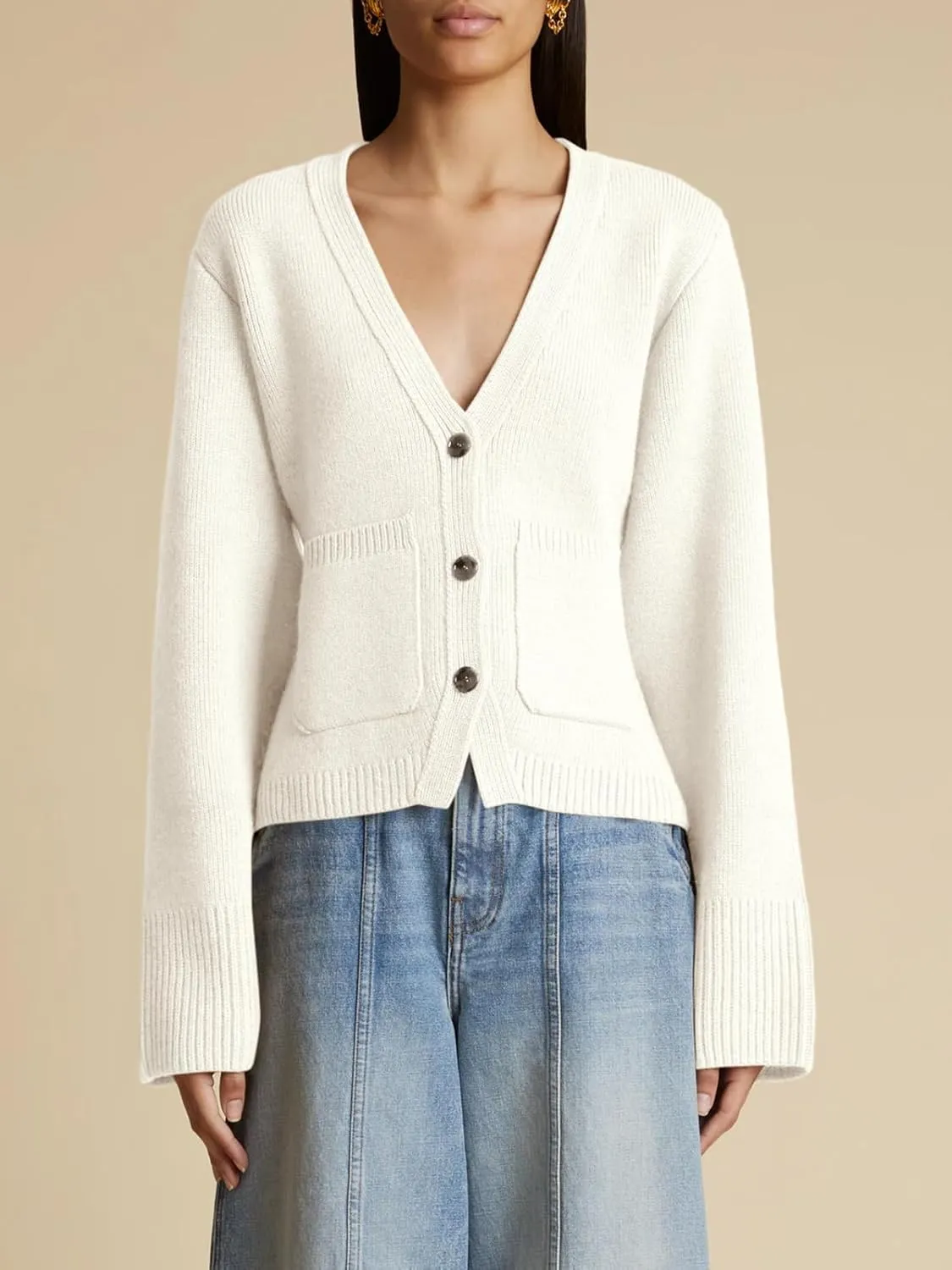 Saodimallsu Womens Deep V Neck Cardigan Sweaters Open Front Button Down Long Sleeve Cropped Knit Coats with Pockets