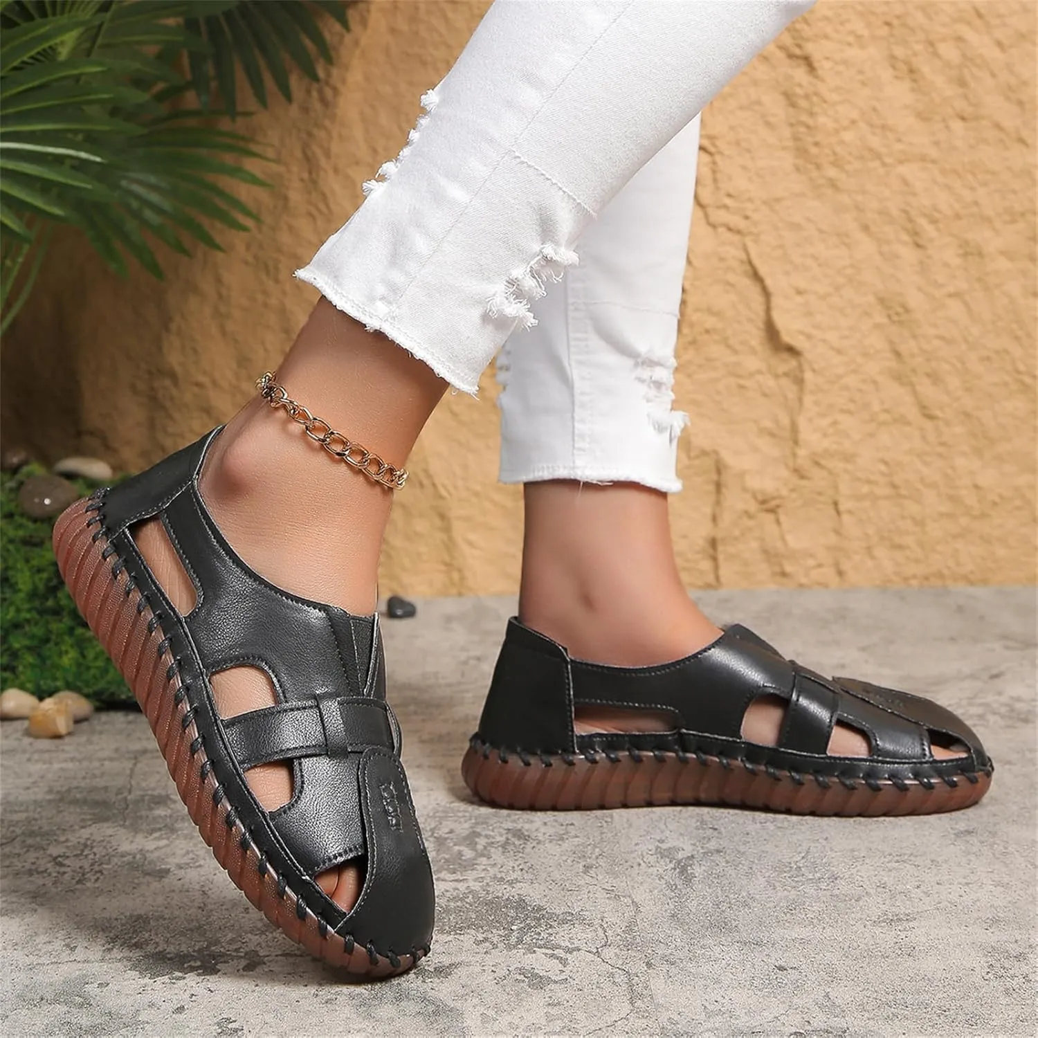 Soft Comfortable Sandals for Women Summer Casual Closed Toe Hollow Out Slip On Loafers Flat Fisherman Sandal Comfy Cute Shoes Breathable Walking Orthopedic Beach Cowhide Comfort Driving