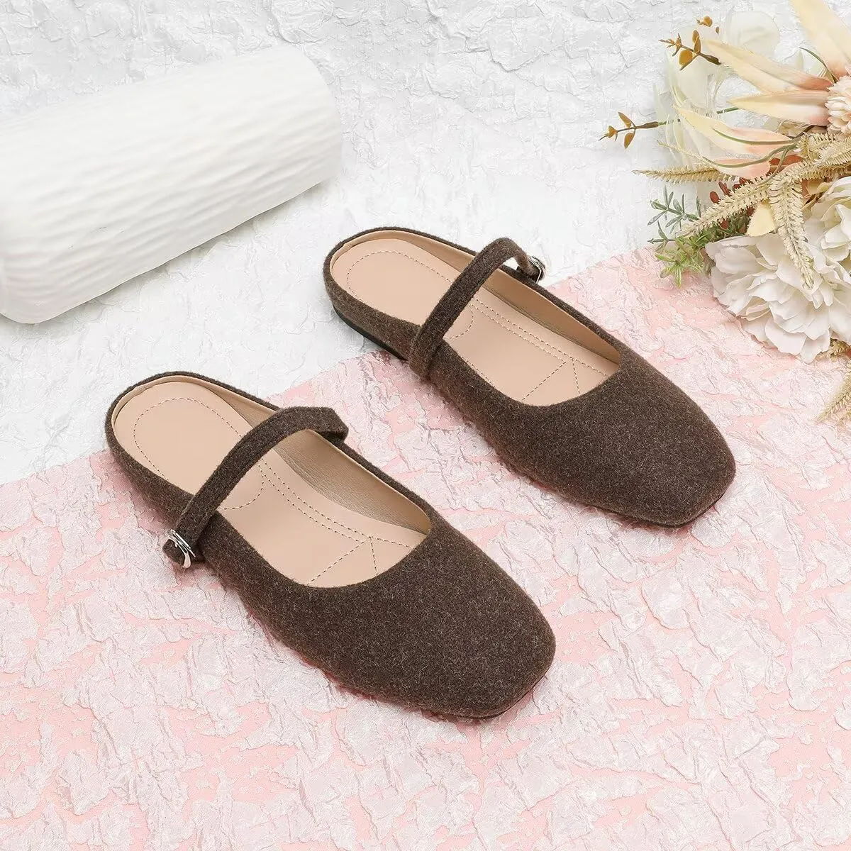 TN TANGNEST Women's Mary Jane Shoes Mules for Women Flats Retro One Line Strap Flats Cute Square Toe Backless Flat Mules