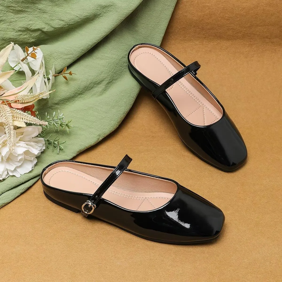 TN TANGNEST Women's Mary Jane Shoes Mules for Women Flats Retro One Line Strap Flats Cute Square Toe Backless Flat Mules