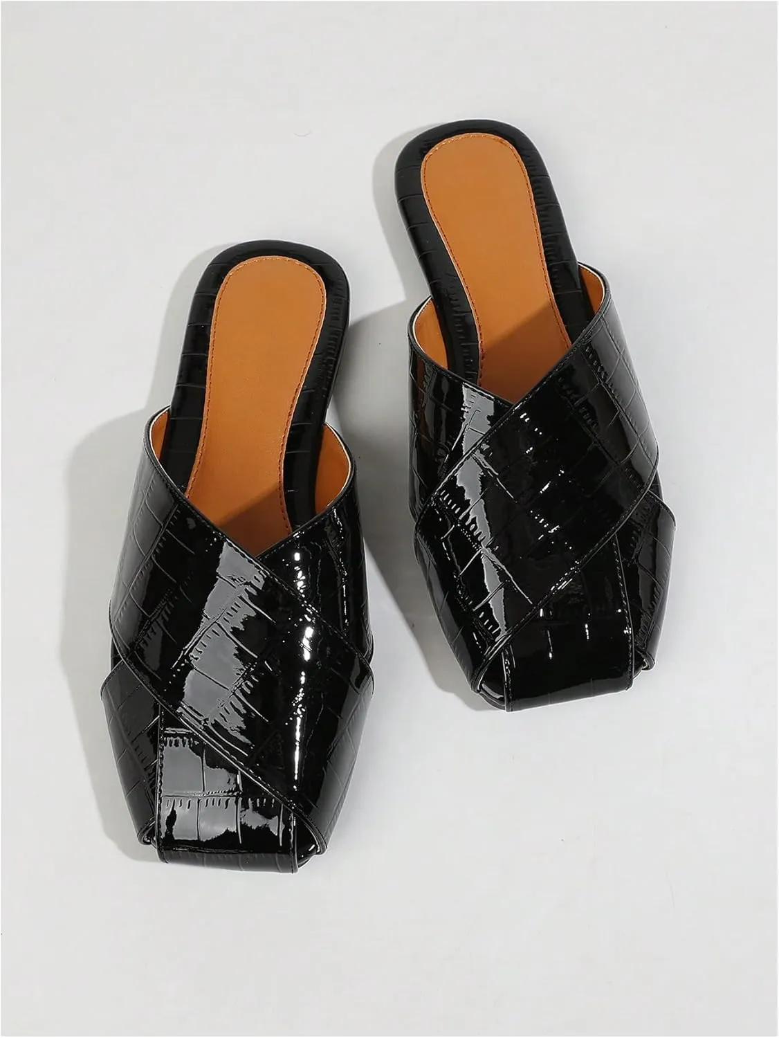 Verdusa Women's Crisscross Square Toe Flat Mules Slip On Slide Mules Backless Loafers