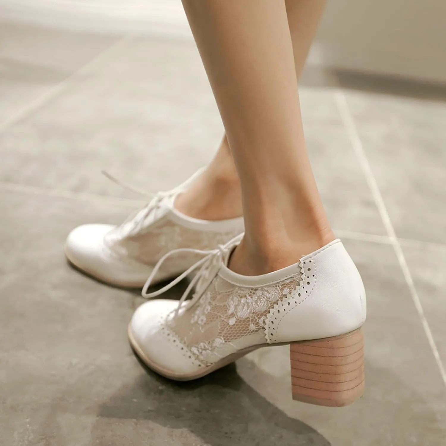 Wavyvigs Lace Oxford Heels Chunky Block Heel Vintage Pumps Round Toe Bridal Shoes