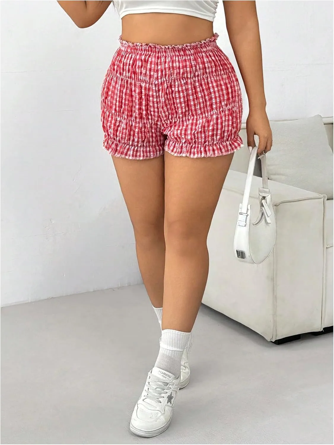 WDIRARA Women's Plus Size Plaid Print Shirred Mini Shorts Ruffled Hem Elastic Waist Shorts