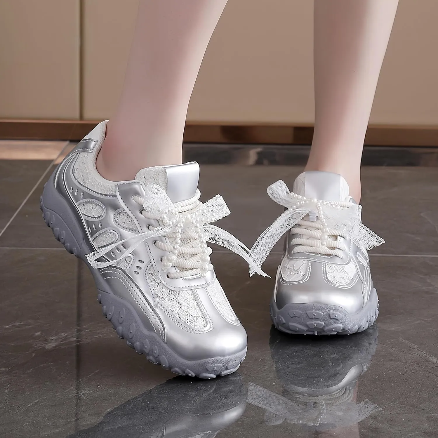 Women's Casual Sneakers - Breathable Mesh & Synthetic Cover Lace-Up Walking Shoes, Round Toe Design for All-Season Outdoor Travel & Daily Wear