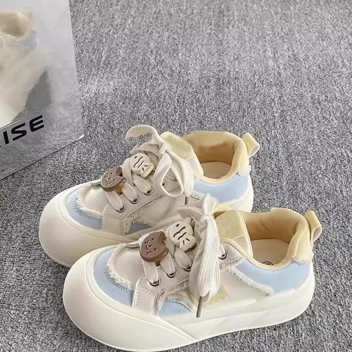 Women’s Chunky Dopamine Sneakers – Cute Cat Charm Bread Shoes, Colorblock Casual Platform Trainers, Soft Girl Chic Lace-Up Walking Shoes