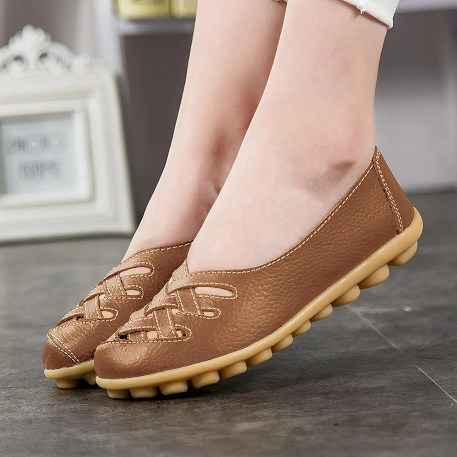Women's Comfort Walking Casual Flat Loafer Orthopedic Loafers Breathable Leather Hollow Soft Flats Sandals Summer Slip On Cowhide Dressy Closed Toe Wide Width Moccasins Driving Work Shoe