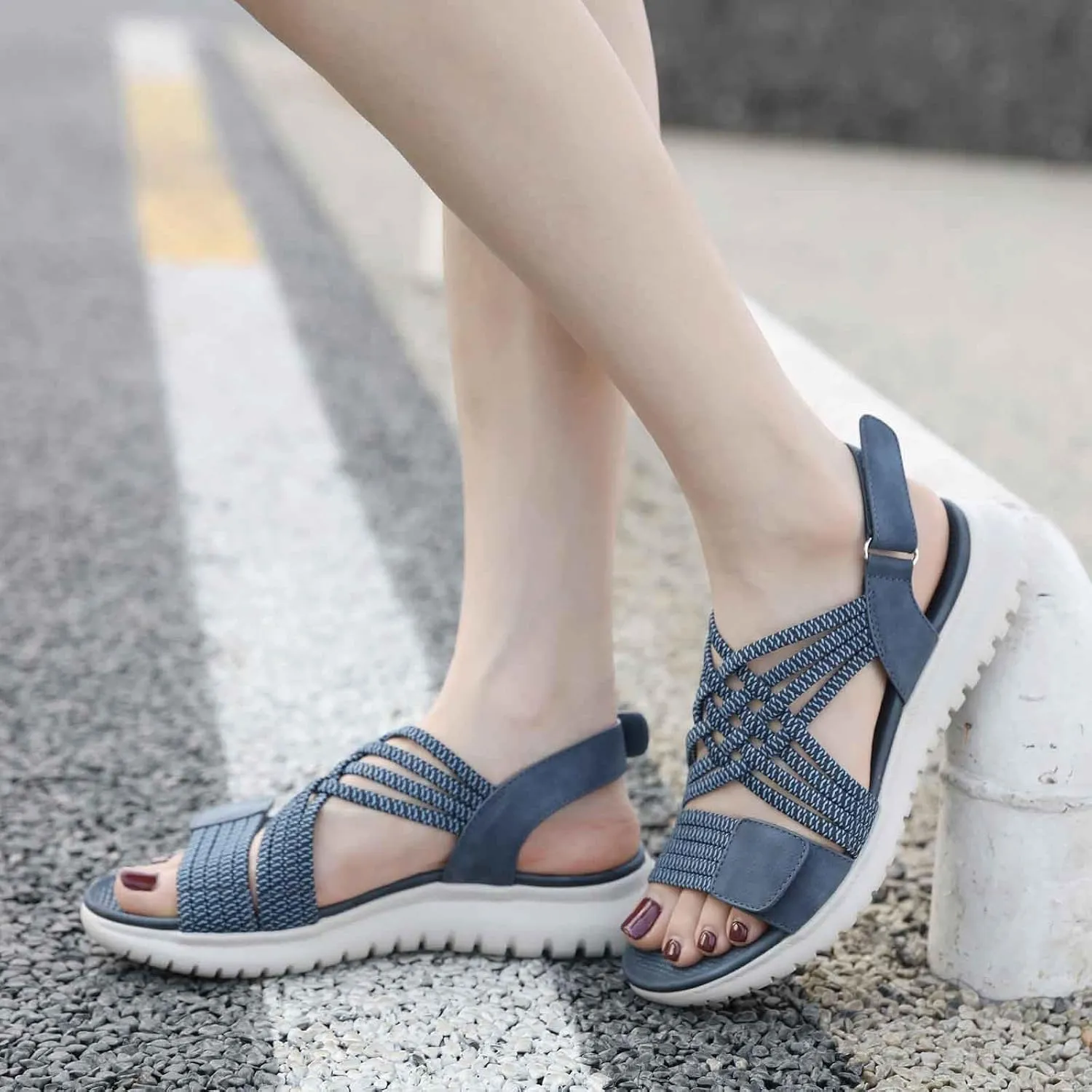Women's Comfortable Open Toe Sandals with Thick Platform Sole for Casual Wear Summer Walking Beach Vacation