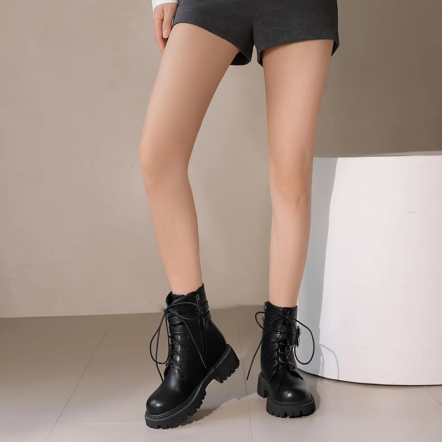 Women's Fashion Biker Combat Boots Platform Ankle Boots Round Toe Zipper Booties