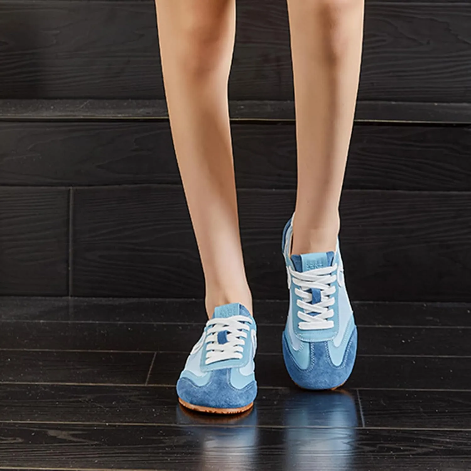 Women's Fashion Platform Trainers Casual Lace-Up Flats Spring Sneakers - Colorblock Stylish Comfort Shoes for Spring and Summer