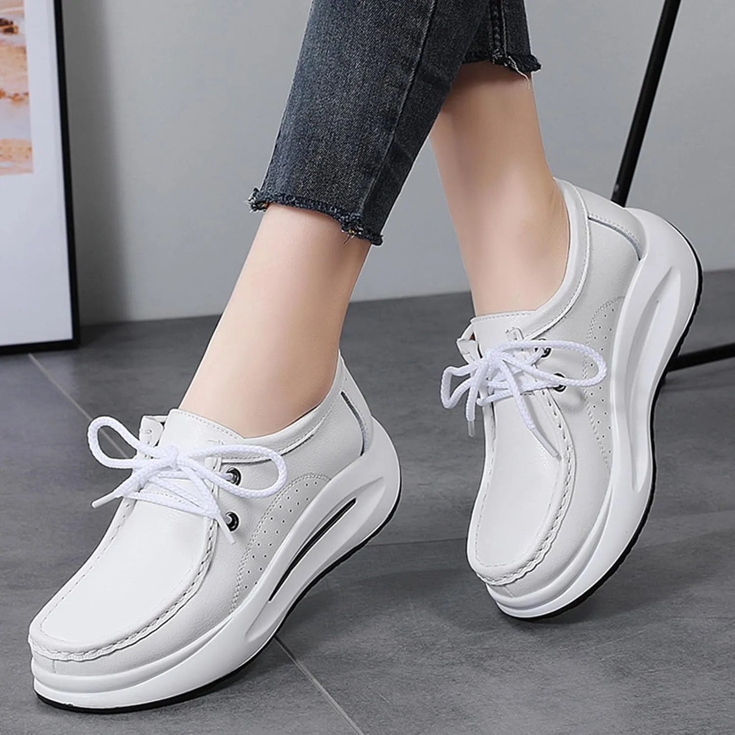 Women's Leather Platform Wedges Oxfords with Arch Support Round Toe Lace Up Business Work Office Dress Shoes Non-Slip Increase Height Nurse Walking Shoes