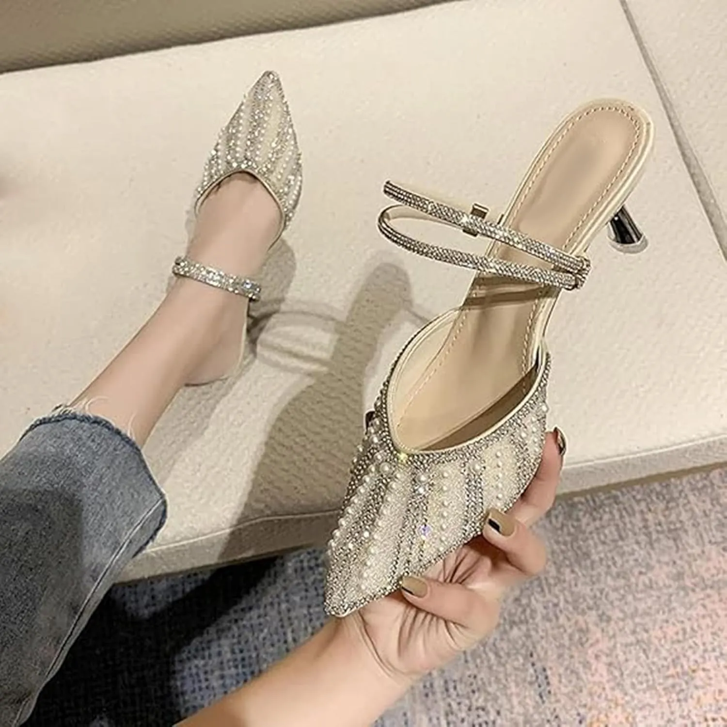Women's Mule Fashion Slide Cover with Rhinestone Decoration Pointed Toe and Outdoor Walking Backless Mule Sandals