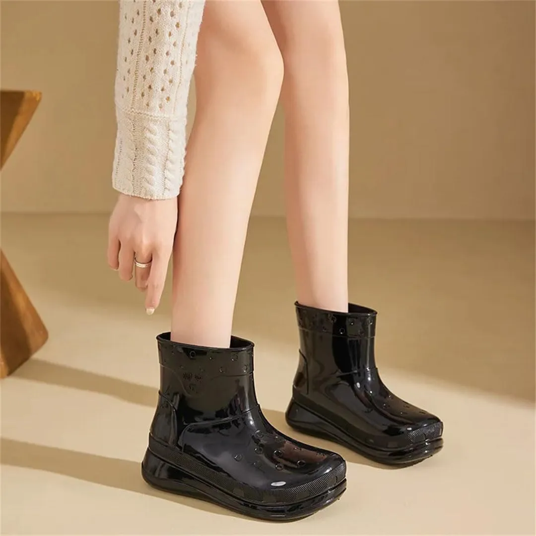 Women's Rain Boots Anti-Slip Mid-Calf Water Shoes For Work Fishing Trekking Crossing River