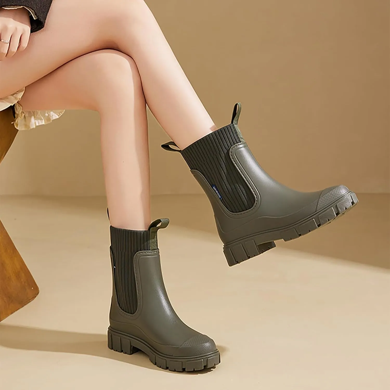 Women's Waterproof Lug Sole Chelsea Ankle Boots fashion slip-on Platform Chunky Heel Combat booties Casual Comfortable non-slip outdoor work Rain shoes Boots