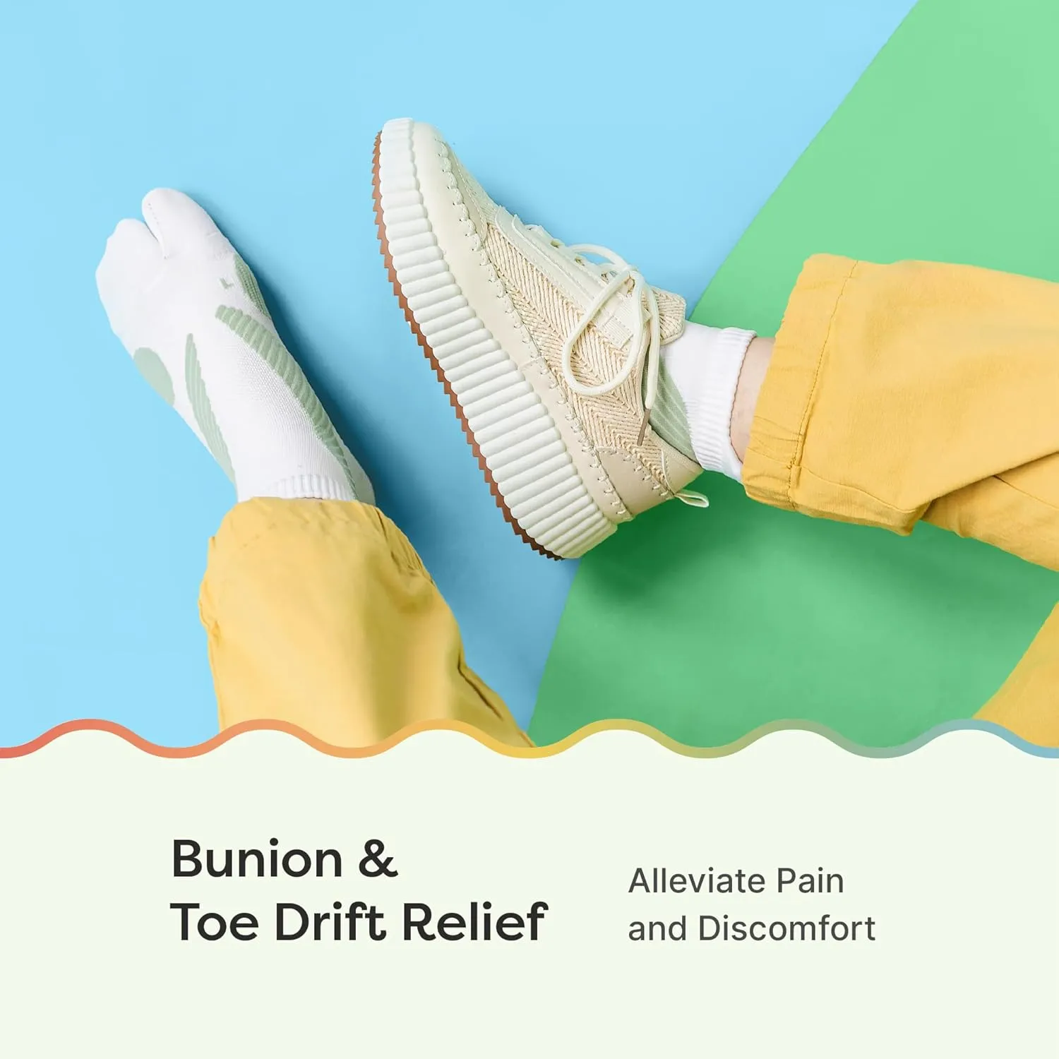ZenToes Padded Bunion Relief Socks for Women and Men, Big Toe Separator, Built-In Bunion Protector, Moisture Wicking - 1 Pair
